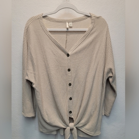 Sale EST 1948 Women's XL V-neck Waffle Knit 3/4 Sleeve Button Front Top - Picture 3 of 9